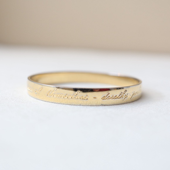 Kate Spade ‘Think Big’ Dorothy Parker Gold-Plated Idiom Bangle | Retired Design! - Picture 7 of 7